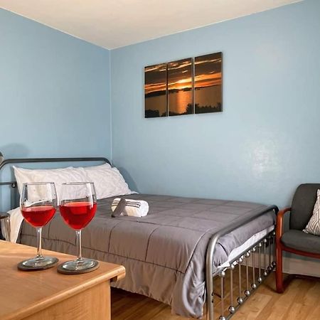 2 Bedroom Apt Near Great Lakes Naval Base And 6 Flags Waukegan Εξωτερικό φωτογραφία