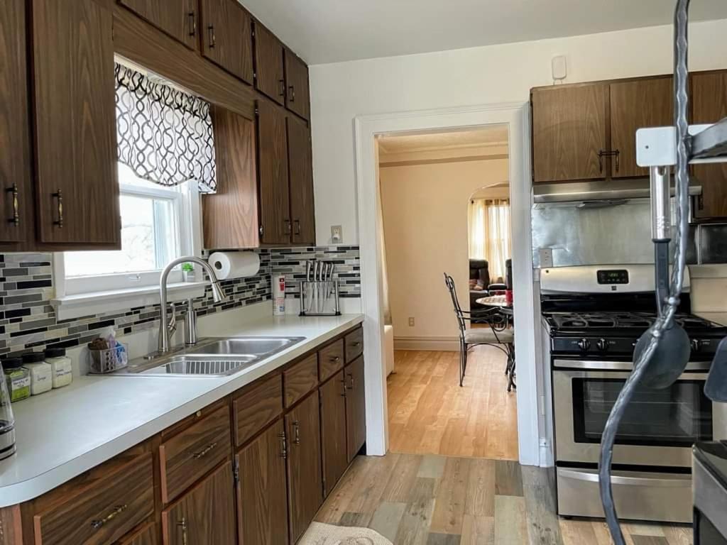 2 Bedroom Apt Near Great Lakes Naval Base And 6 Flags Waukegan Εξωτερικό φωτογραφία