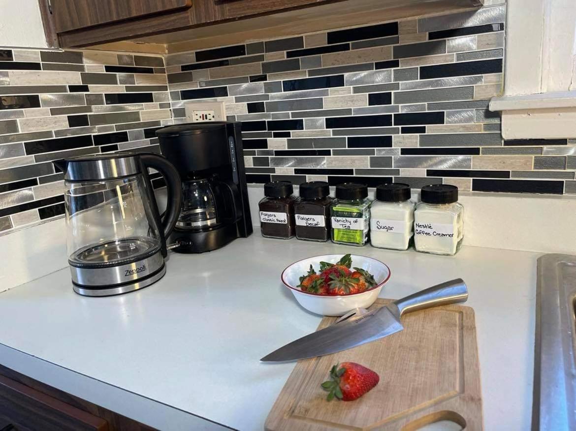 2 Bedroom Apt Near Great Lakes Naval Base And 6 Flags Waukegan Εξωτερικό φωτογραφία