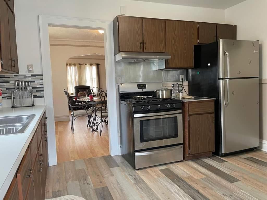 2 Bedroom Apt Near Great Lakes Naval Base And 6 Flags Waukegan Εξωτερικό φωτογραφία