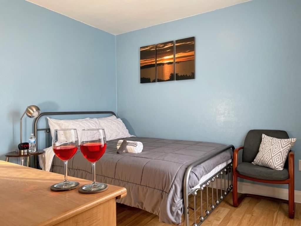 2 Bedroom Apt Near Great Lakes Naval Base And 6 Flags Waukegan Εξωτερικό φωτογραφία